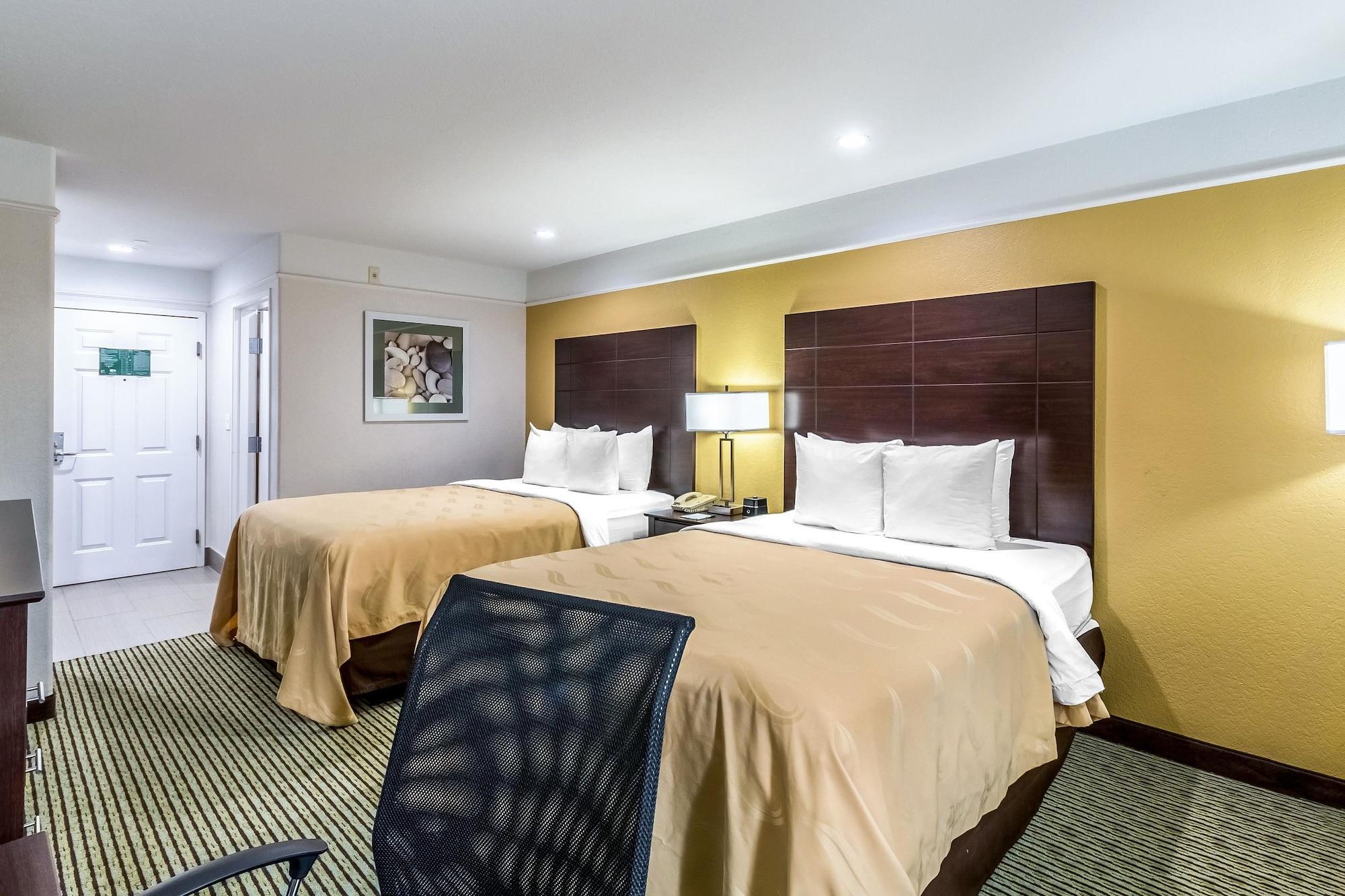Quality Inn & Suites Seaworld North San Antonio Extérieur photo