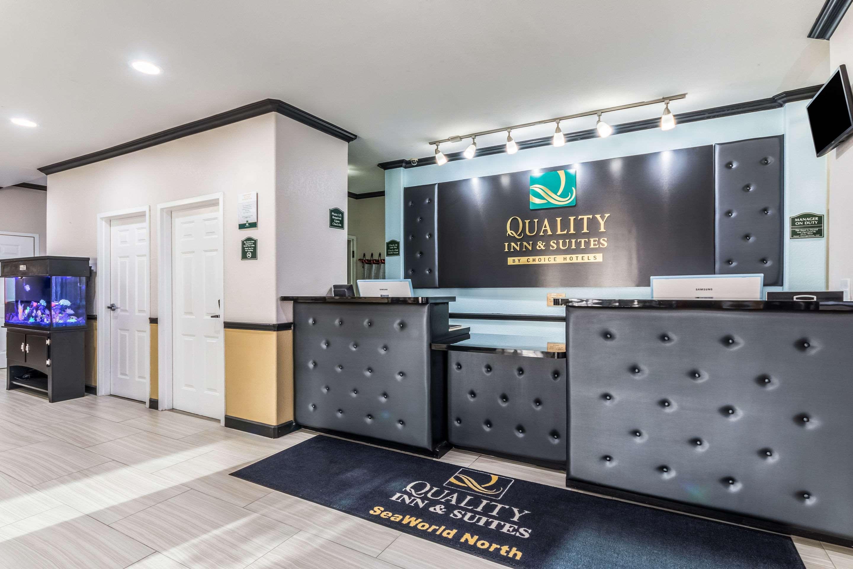 Quality Inn & Suites Seaworld North San Antonio Extérieur photo