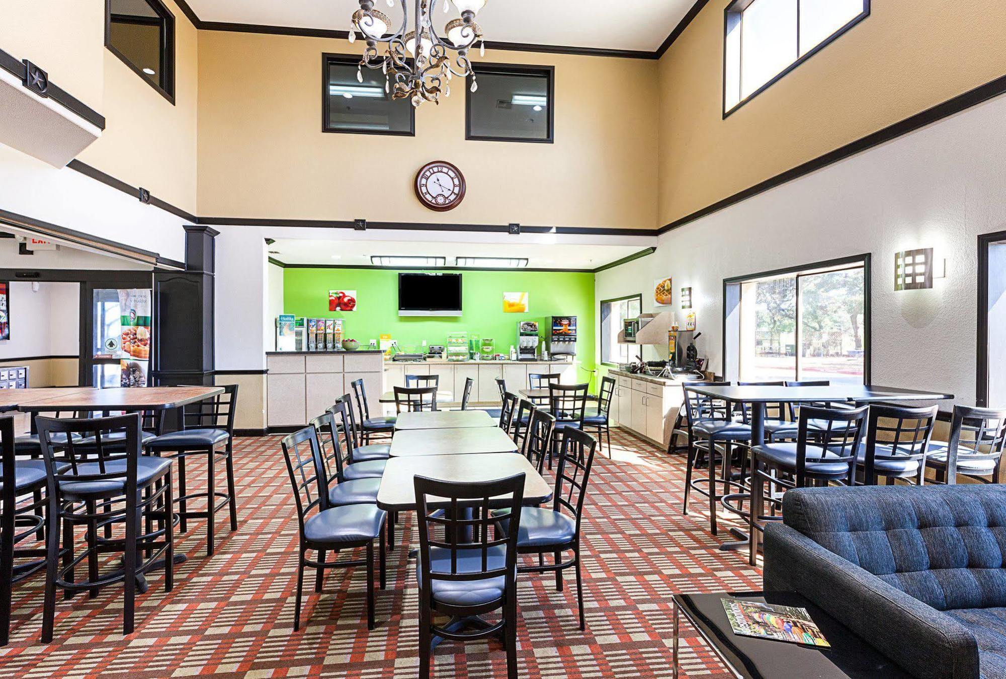 Quality Inn & Suites Seaworld North San Antonio Extérieur photo